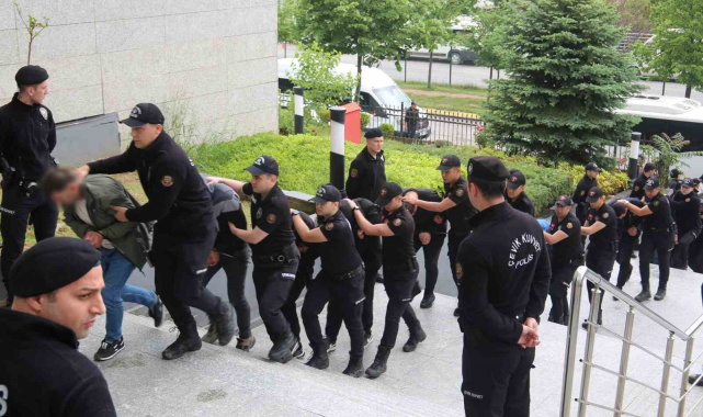 954 milyon liralık vurgunun operasyon anı kamerada: 35 tutuklama
