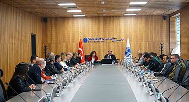 Akademi ve iş dünyası eğitimin geleceği için bir araya geldi