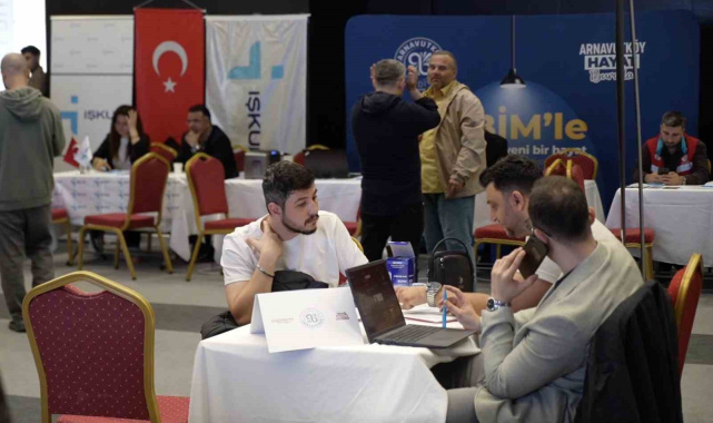Arnavutköy'de Engelsiz İstihdam Fuarı yoğun ilgi gördü