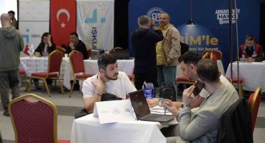 Arnavutköy'de Engelsiz İstihdam Fuarı yoğun ilgi gördü