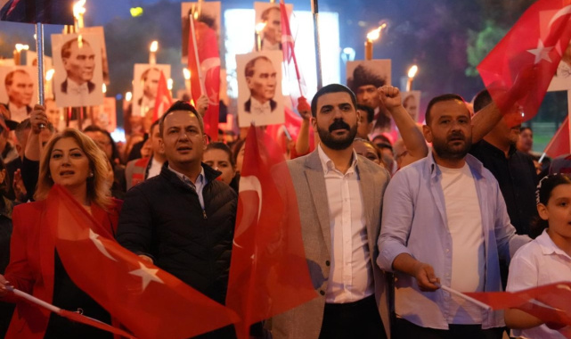 Ataşehir'de 19 Mayıs coşkusu meydanlara taştı