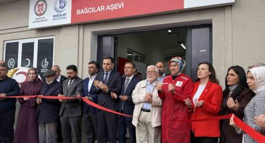 Bağcılar'da günlük 5 bin kişiye sıcak yemek verme kapasitesine sahip aşevi açıldı