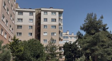 Bahçelievler'de bir adam boşanma aşamasındaki eşine 10 kez bıçakladı