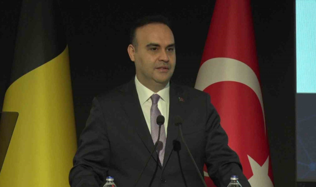 Bakan Kacır: "Türkiye üretime baktığımız zaman özellikle askeri kullanımda dronlar'da lider konumunda"