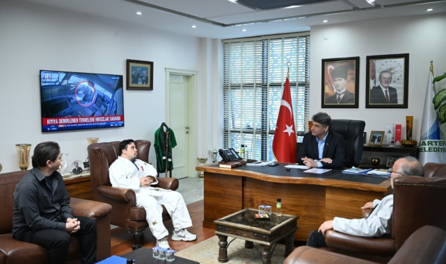 Başkan Kocaman'dan Kartepeli yıldızlara tam destek
