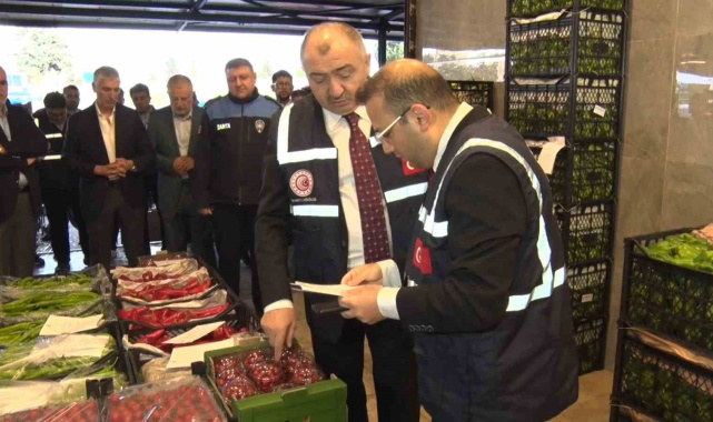 Bayrampaşa Sebze ve Meyve Hali'nde fahiş fiyat ve ürün denetimi