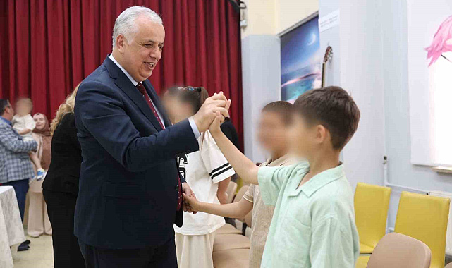 Devlet korumasındaki çocuklara bayram ziyareti