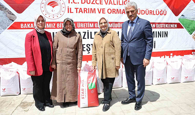 Düzce'de çiftçilere yem bitkisi tohumu dağıtıldı