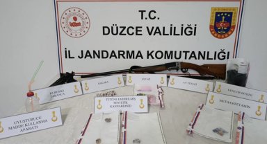 Düzce'de jandarmadan uyuşturucu operasyonu