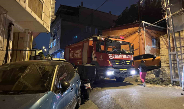 Eyüpsultan'da 3 katlı binanın bodrum katında yangın: 2'si çocuk 4 ağır yaralı