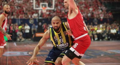 Fenerbahçe, Final Four'a yarı finalde veda etti