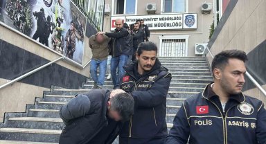 İstanbul merkezli 3 ilde düzenlenen "change oto'' operasyonunda gözaltına alınan 16 şüpheli adliyeye sevk edildi