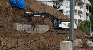 İzmit'teki toprak kaymasıyla ilgili proje sorumlularına 279 bin 340 lira para cezası