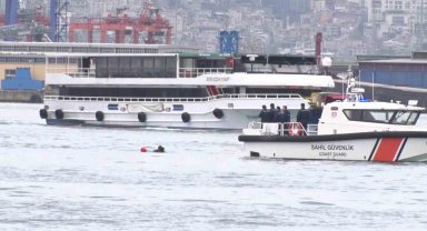 Kadıköy vapurunda kaybolan kadını arama çalışmaları devam ediyor