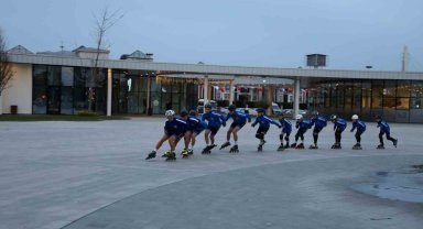 Kağıtsporlu patenciler Türkiye ikincisi oldu