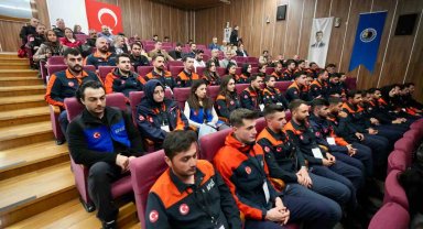 Kartal 'Tsunamiye Hazır Kent' sertifikası alan ikinci ilçe oldu