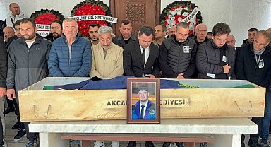 Motosiklet kazasında hayatını kaybeden lise öğrencisi son yolculuğuna uğurlandı