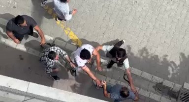Para vermeden traş oldu, berber "Bir daha gelme" deyince ortalığı birbirine kattı