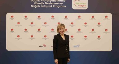 Sabri Ülker Vakfı'nın beslenme ve sağlık iletişimi programı kapsamında binlerce hekim ve eczacıya ulaşıldı
