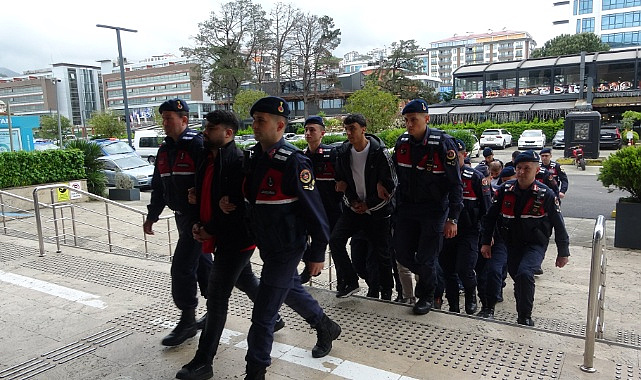 Sakarya’nın da aralarında olduğu 5 ilde dev dolandırıcılık operasyonu