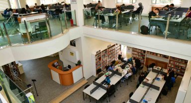 Sezai Karakoç Kütüphanesi yenilenen yüzüyle hizmete açıldı