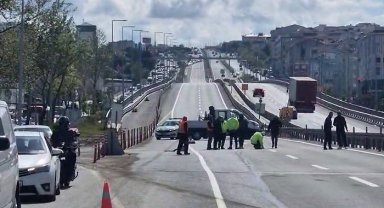 Silivri'de yola dökülen vidalar nedeniyle sürücüler zor anlar yaşadı