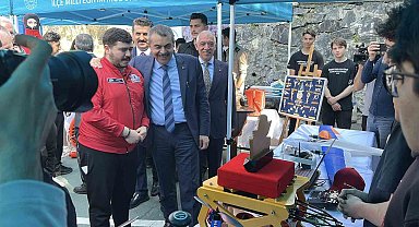 TÜRKİYE'DE EĞİTİMDE BÜYÜK DÖNÜŞÜM: DERSLİK SAYISI 750 BİNE ULAŞTI