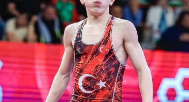 U17 Avrupa Güreş Şampiyonası'nda Ömer Arslan'dan bronz madalya