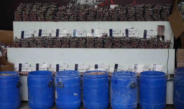 Zehir tacirlerine bayram öncesi darbe: 1 milyon 700 bin sentetik ecza ele geçirildi