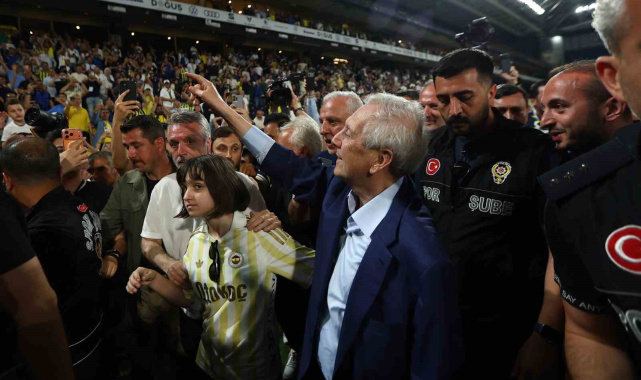 Aziz Yıldırım, 8 yıl sonra yeniden Fenerbahçe Başkanı seçildi