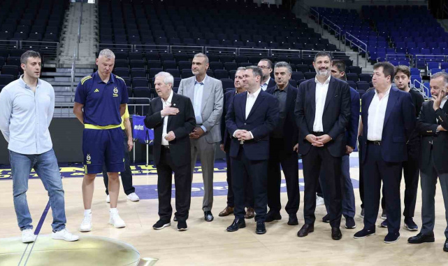 Aziz Yıldırım ve yönetim kurulundan, Fenerbahçe Beko'ya başarı dileği