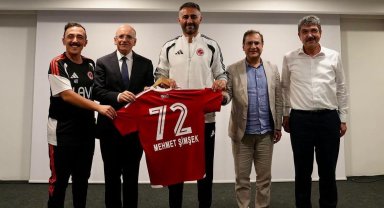 Bakan Şimşek, Bolu kampındaki Batman Petrolspor'u ziyaret etti