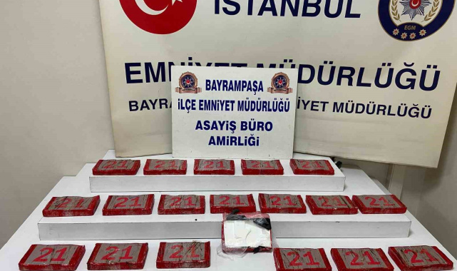Bayrampaşa'da bir araçta 20 kilogram kokain bulundu