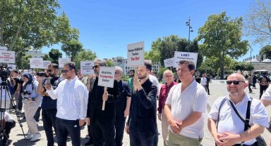 Beyazıt Meydanı'nda kruvaziyer gemisi protesto edildi