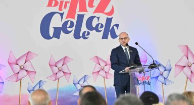 'Bir Kız Gelecek' programı kapsamında Bolluca'da inşa edilen kız öğrenci yurdu kapılarını açtı