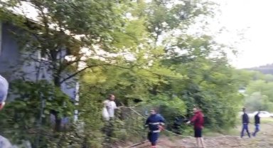 Bolu'da 2 katlı evin çatı katında yangın çıktı