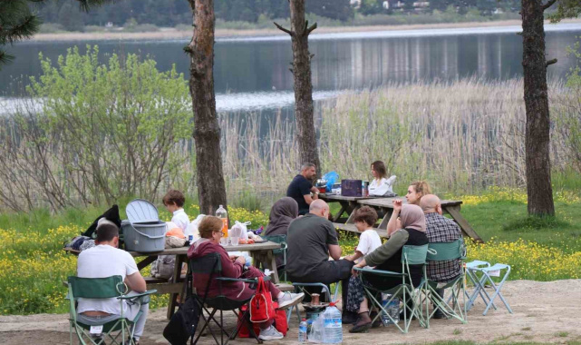 Bolu'daki milli parklara bayramda ziyaretçi akını