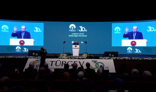 Cumhurbaşkanı Erdoğan: "Akışa yön veren bir gençlik yetiştireceğiz"