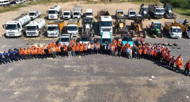 Darıca'da 100 kişilik özel ekiple yaz temizliği