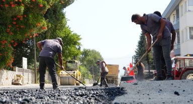 Düzce'de 4 bin 379 metre yeni yol açıldı