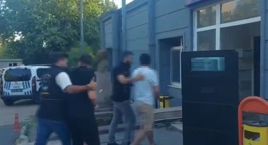 Evlilik hazırlığı yapan genç, nişanlısının önünde bıçaklanarak öldürüldü