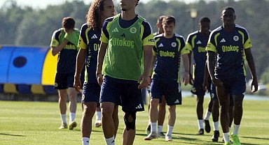 Fenerbahçe günü çift antrenmanla tamamladı