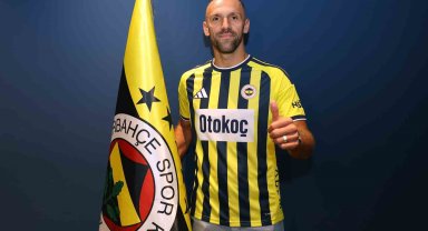 Fenerbahçe, Vedat Muriqi ile 3 yıllık sözleşme imzaladı