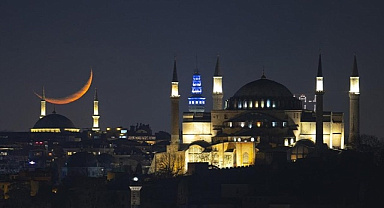 Hicri Yeni Yıl Başladı: İslam Alemi 1448. Yıla Merhaba Dedi