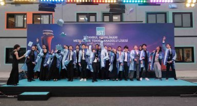 İstanbul Havalimanı Mesleki ve Teknik Anadolu Lisesi ilk mezunlarını verdi