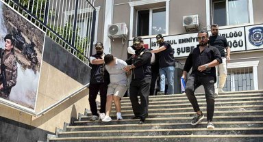 İstanbul'da haraç istedikleri iş yerlerini kurşunlayan ve tehditte bulunan 5 şüpheli adliyeye sevk edildi