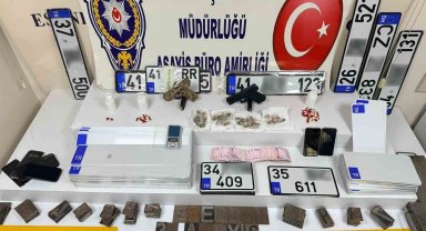 İstanbul'da sahte plaka basımı yapılan adrese operasyon yapıldı: 4 gözaltı