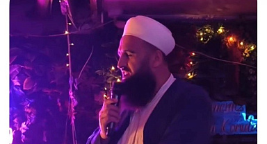 KADEHLER MASADA KALDI! Pavyoncu Hoca Sakarya'da Eğlence Mekanında Sahneye Çıktı
