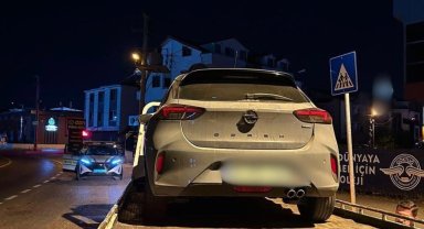 Kocaeli'deki korsan taksi denetiminde sürücü ve yolcuya ceza