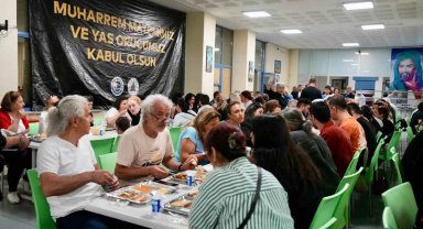 Muharrem ayının ilk orucu Kartal Cemevi'nde açıldı